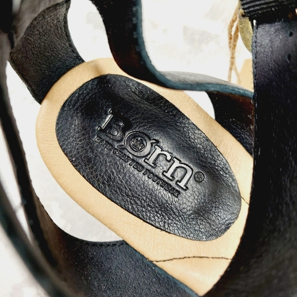 NEW Born Women’s Tahlia Ankle Strap Leather Buckle Black Sandals H649 - Picture 11 of 14